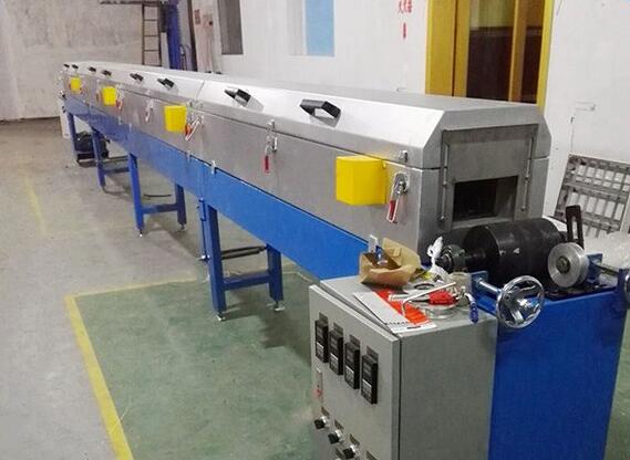 LED硅膠擠出機